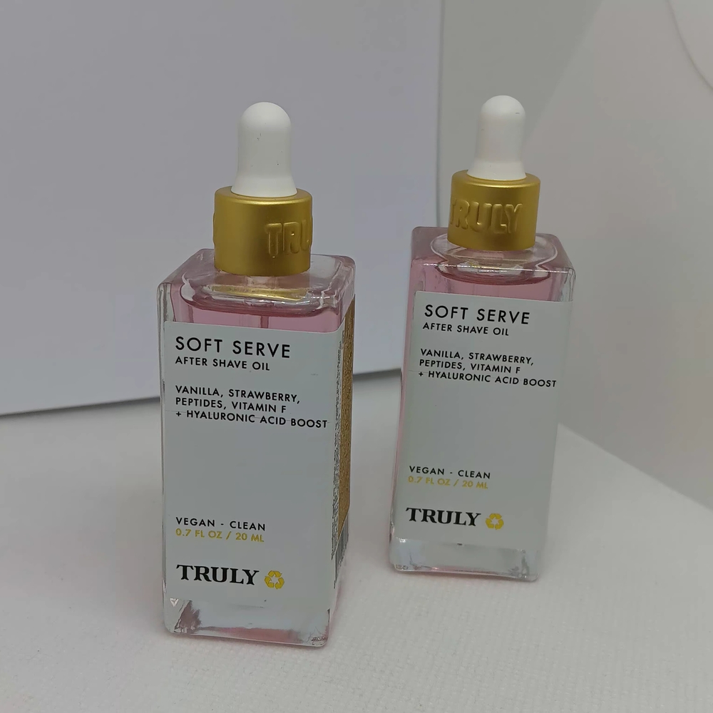 2 Bottles TRULY Soft Serve After Shave Oil - Strawberry Vanilla New Retail $30 - Picture 3 of 3